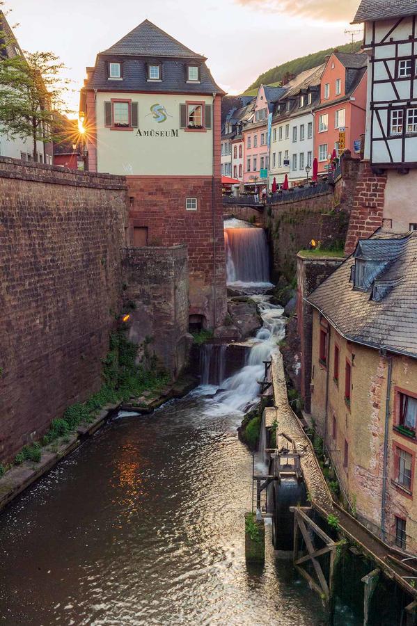 Wirtshaus Zum Pferdemarkt Hotell Saarburg Eksteriør bilde